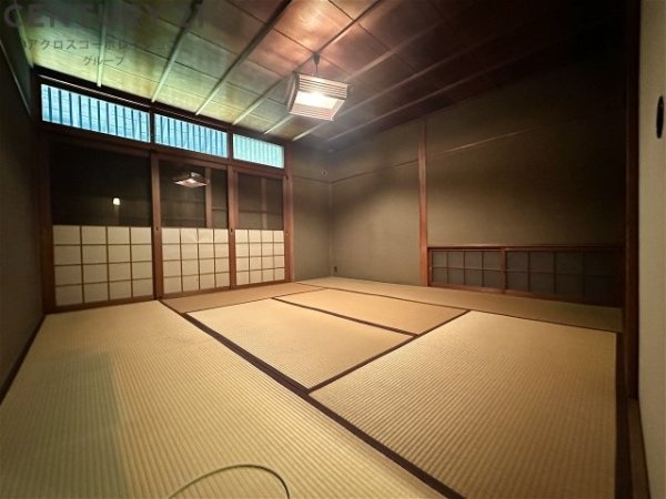 宝塚市泉ガ丘戸建