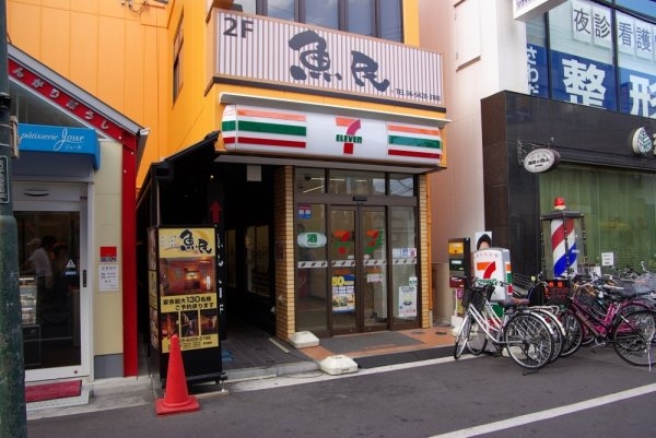 アメニティ塚口(セブンイレブン阪急塚口駅北店)