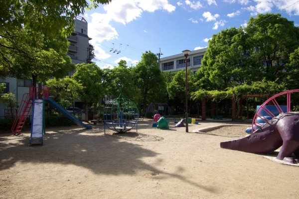 猪名寺パークマンション2(稲荷公園)