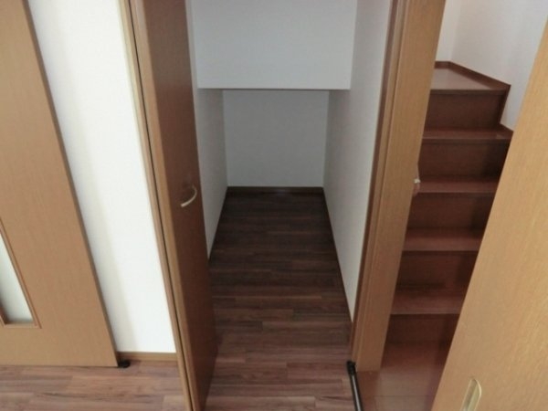 朝山タウンハウス　Ａ棟