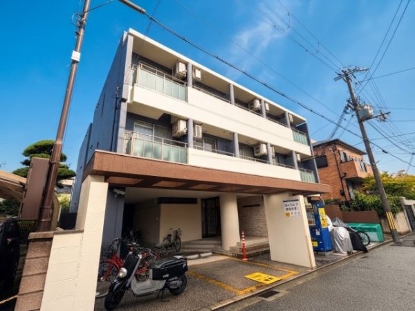 レジーナ西宮北口