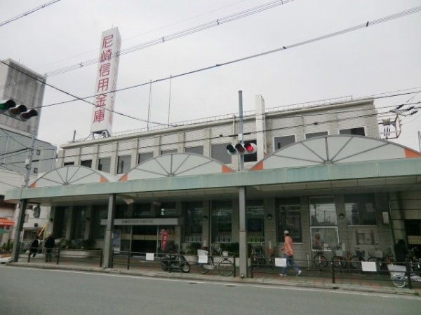 尼崎市南武庫之荘8丁目のハイツ(尼崎信用金庫西武庫支店)