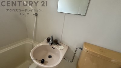 フェミナ伊丹