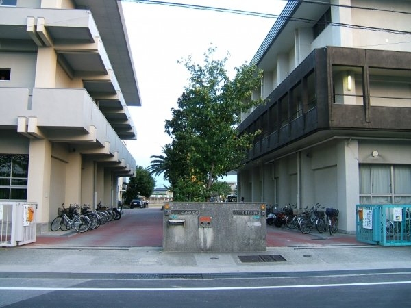 ディアコート結(伊丹市立　松崎中学校)