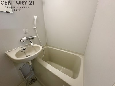 リアライズ逆瀬川