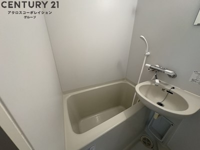 リアライズ逆瀬川