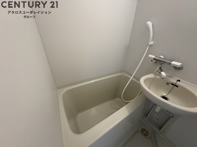 リアライズ逆瀬川