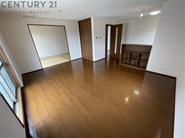 アリュール逆瀬川