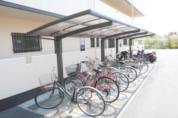 メゾン東野