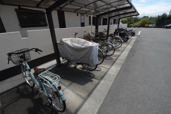メゾン東野
