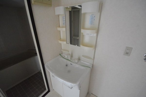 メゾン東野