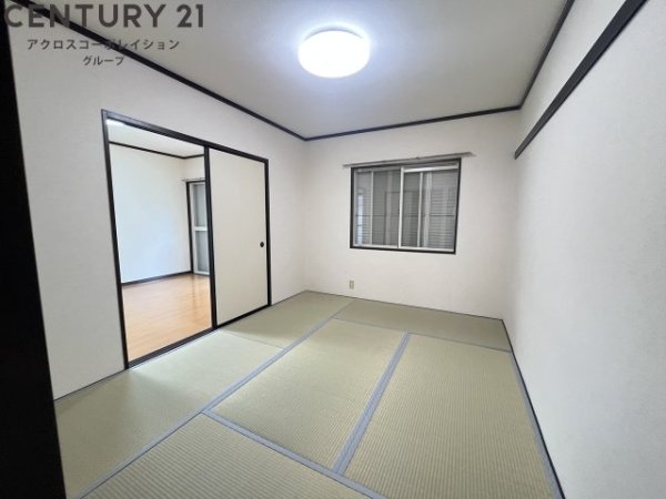 ファミール仁川２