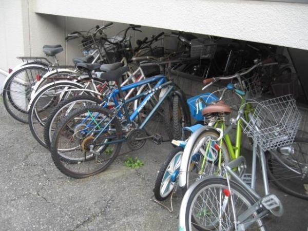 メゾン井阪