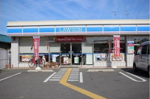 ピーチコート重松(ローソン川西加茂２丁目店)