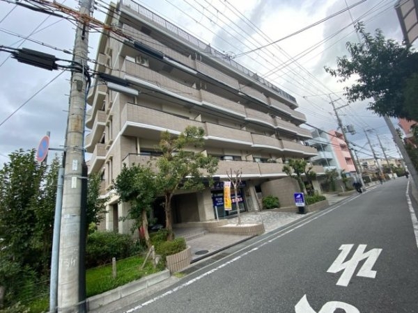 ファースト園田
