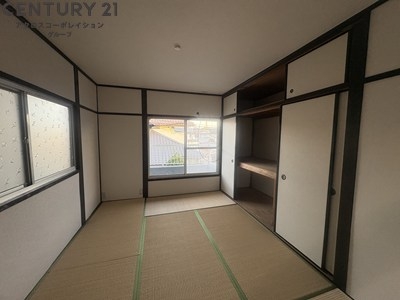富松町4丁目貸家