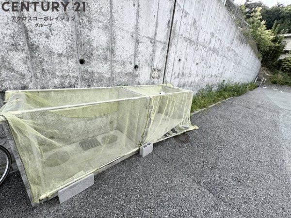 六麓荘ヒルズＦ棟