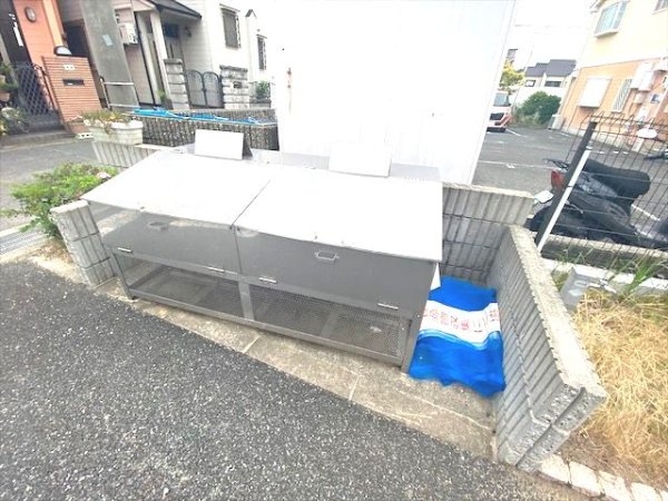 エクレール古結３