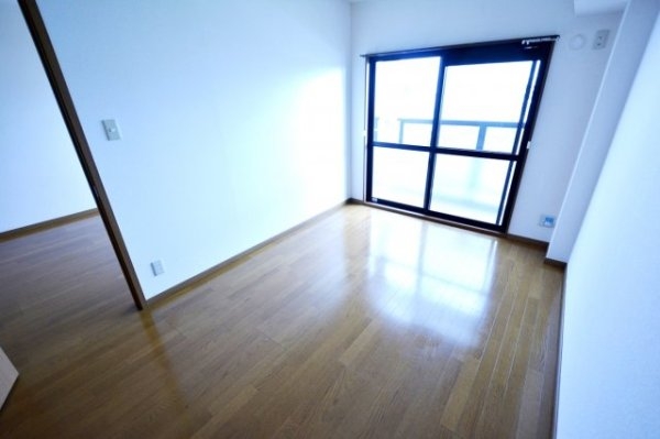 グリーンコート西田
