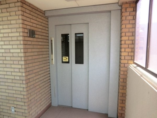 リエス伊丹駅前