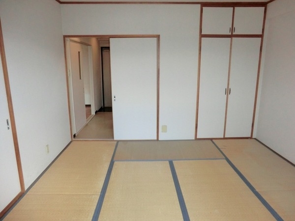 ドミール緑ヶ丘