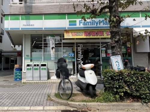 西宮市与古道町のマンション(ファミリーマート丹仙与古道店)
