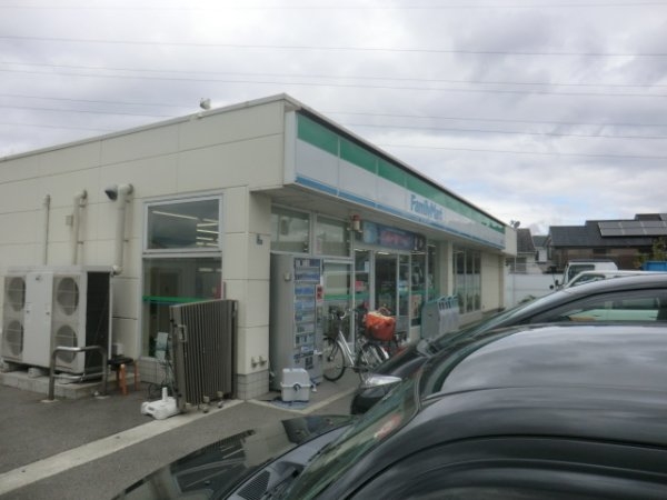 ラ・フォーレ北園田(ファミリーマート　田能4丁目店)