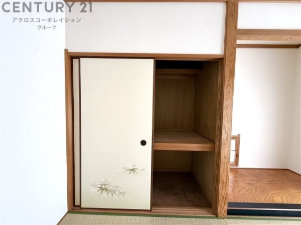 雲雀丘３丁目貸家