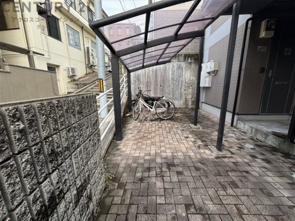 西宮市石刎町のハイツ