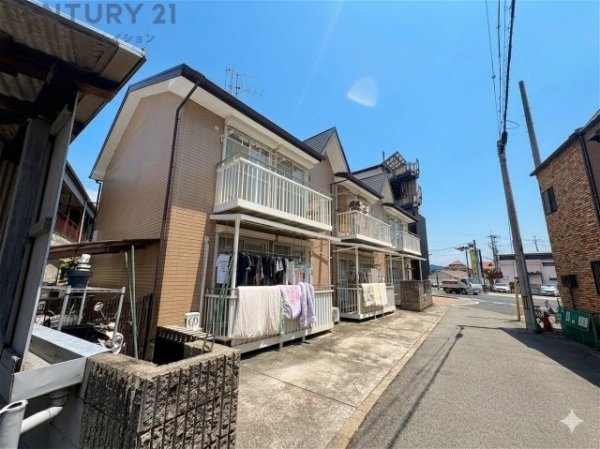 宝塚市小林4丁目のハイツ