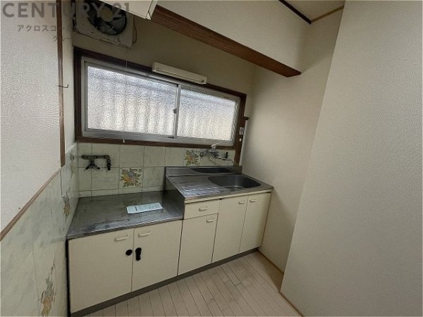 安堂寺町7丁目貸家