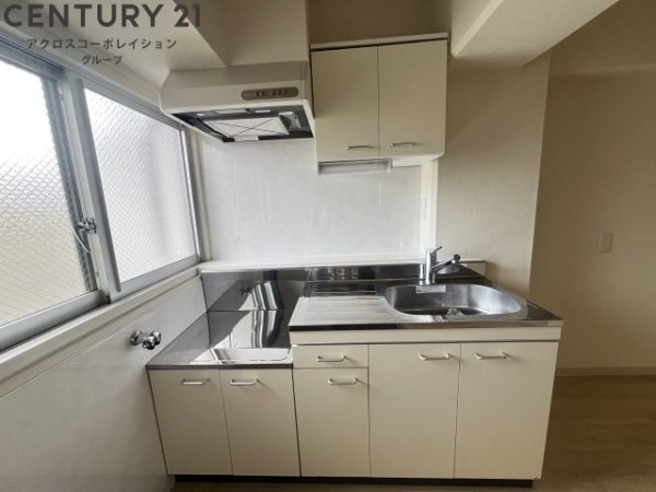伊丹市荻野４丁目のマンション