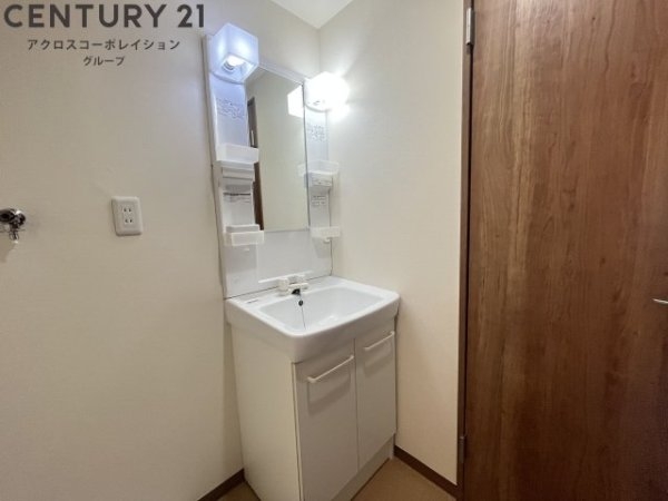 伊丹市荻野４丁目のマンション