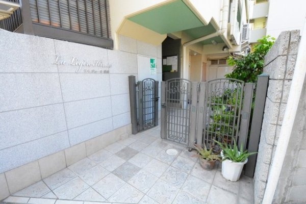 西宮市宮西町のマンション