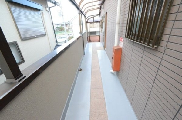 伊丹市瑞原２丁目のハイツ