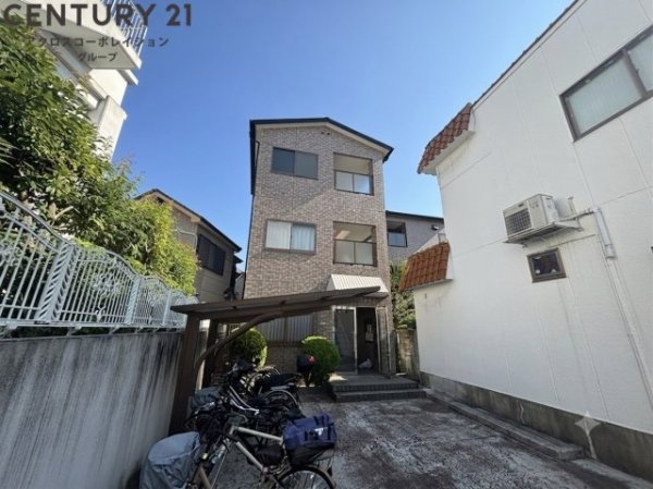 マンションハレクラニ