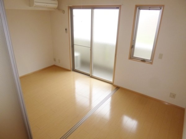 西宮市段上町１丁目のマンション