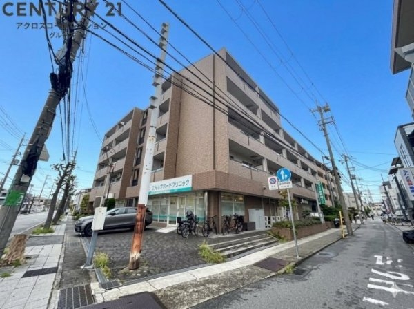 ファミリアル門戸