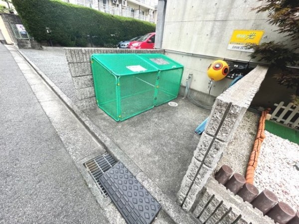 ハイツ北口
