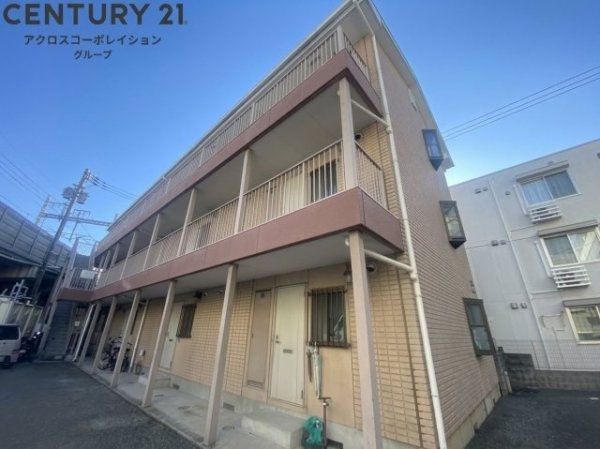 西宮市深津町のハイツ
