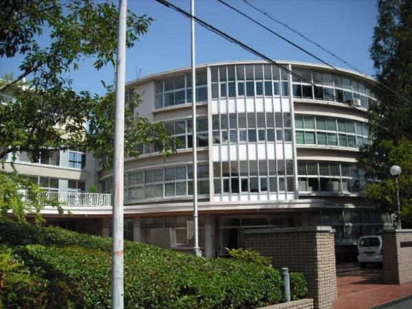 サンガーデンルーム1(大阪芸術大学短期大学部　伊丹学舎)