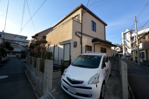 宝塚市伊孑志2丁目戸建