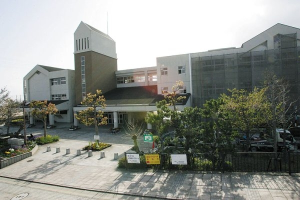 平井山荘貸家(宝塚市立　山手台中学校)
