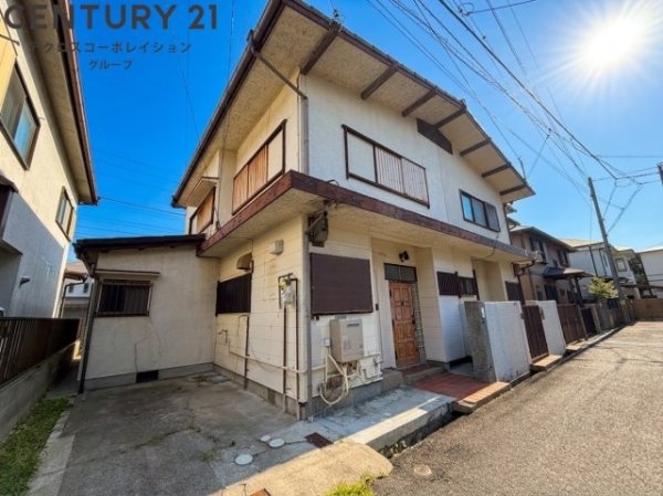 売布東の町テラスハウス