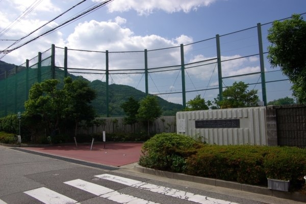 ラ・クラシカ宝塚武庫山(宝塚市立　光ガ丘中学校)
