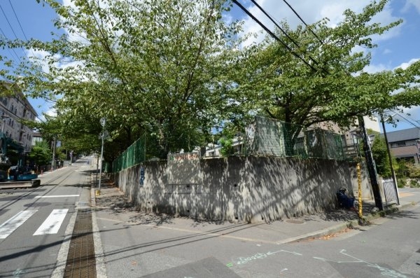 ドエル寿楽荘(宝松公園)