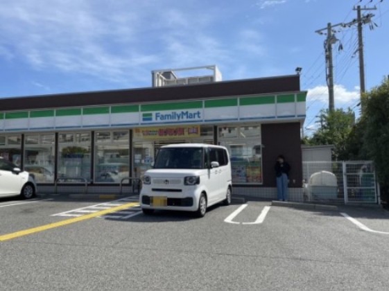 SHANTI夙川(ファミリーマート西宮宮西店)