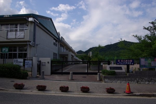 CASA　DE　山本台(宝塚市立　山手台小学校)