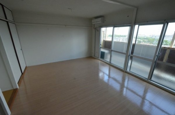 ビレッジハウス南清水タワー1号棟