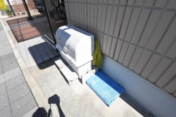 エスコート行基